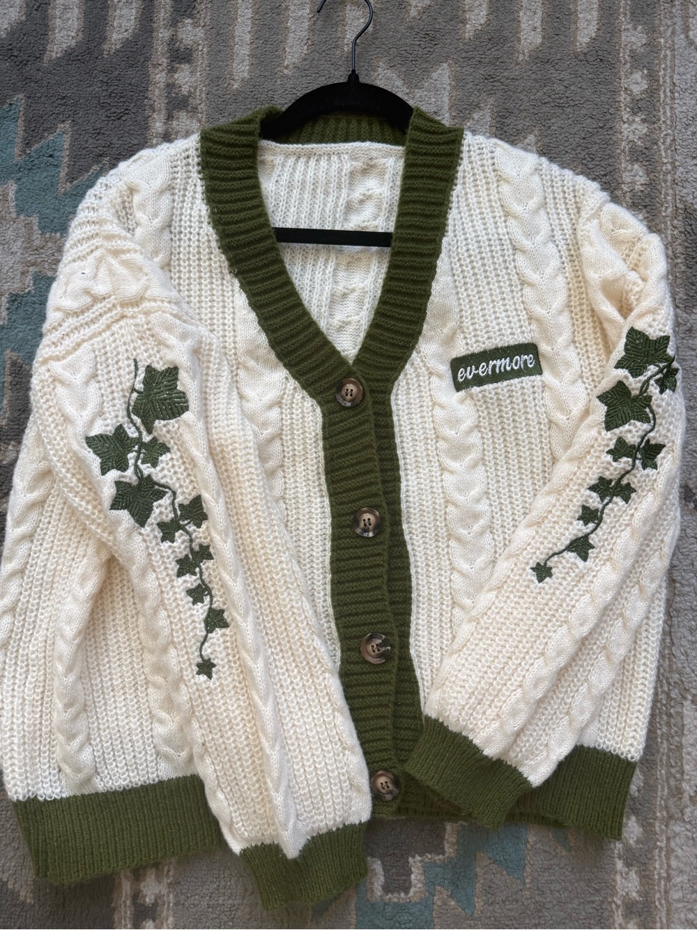 Evermore Taylor Swift Green-Trim Ivory Cable Knit Cardigan Sweater Size M/LG